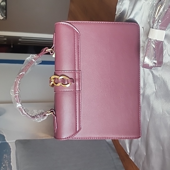 Badgley Mischka Plum Crossbody handbag Nwt - Picture 2 of 15